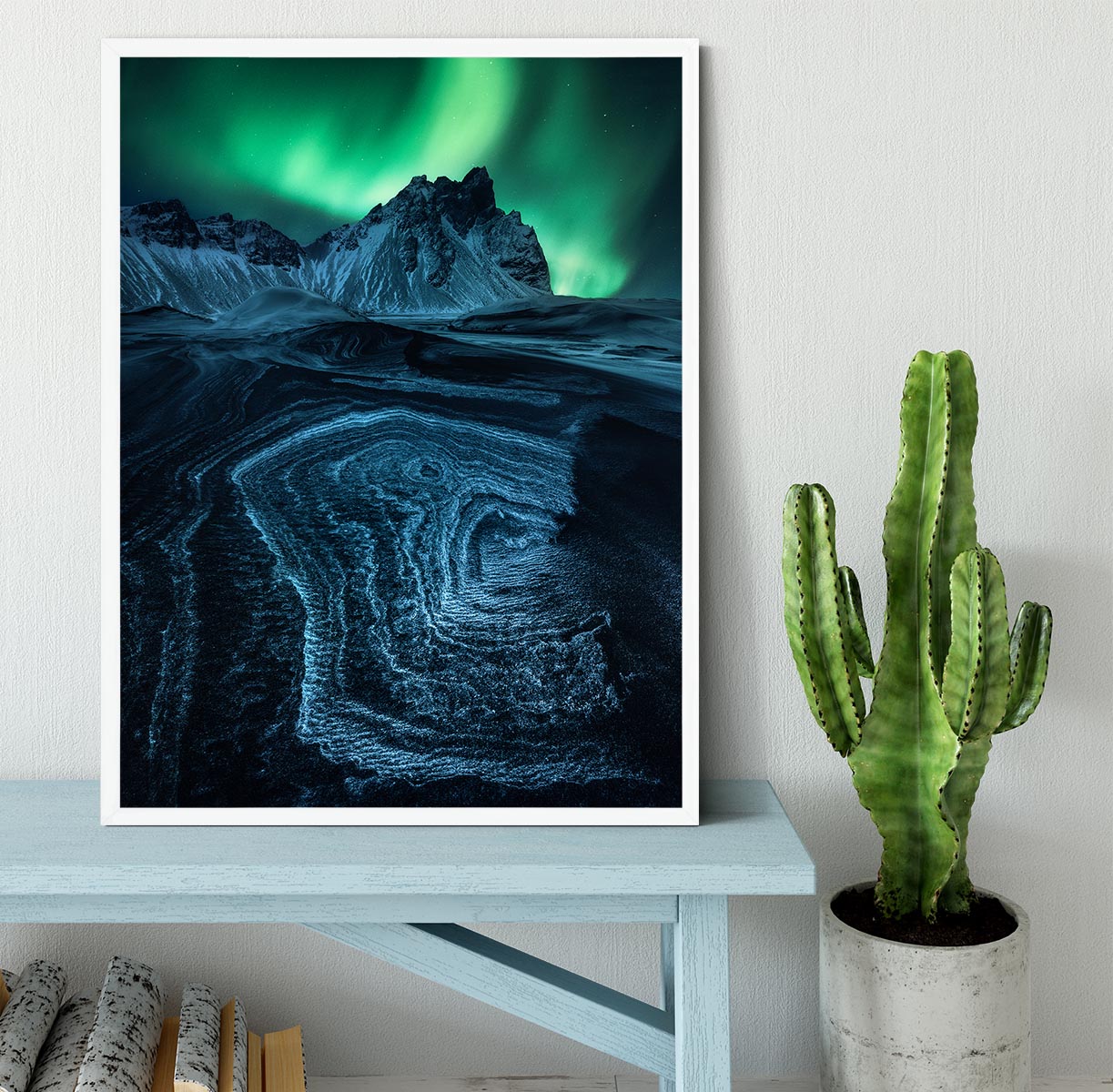 Arctic Signs Framed Print - Canvas Art Rocks -6