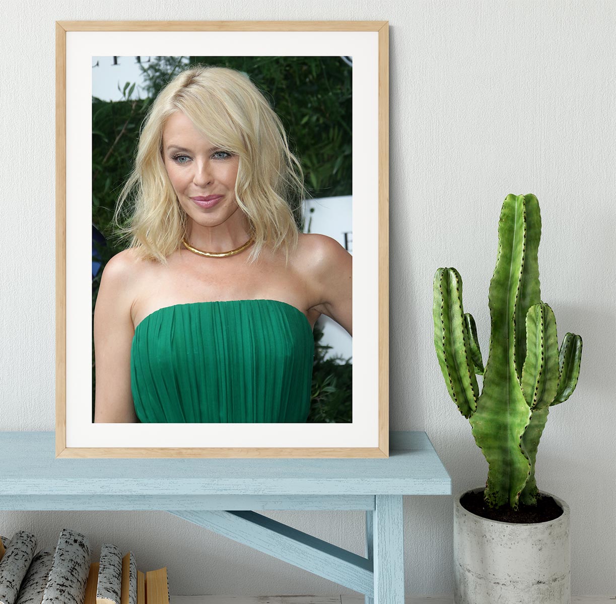 Kylie Minogue in green Framed Print - Canvas Art Rocks - 3