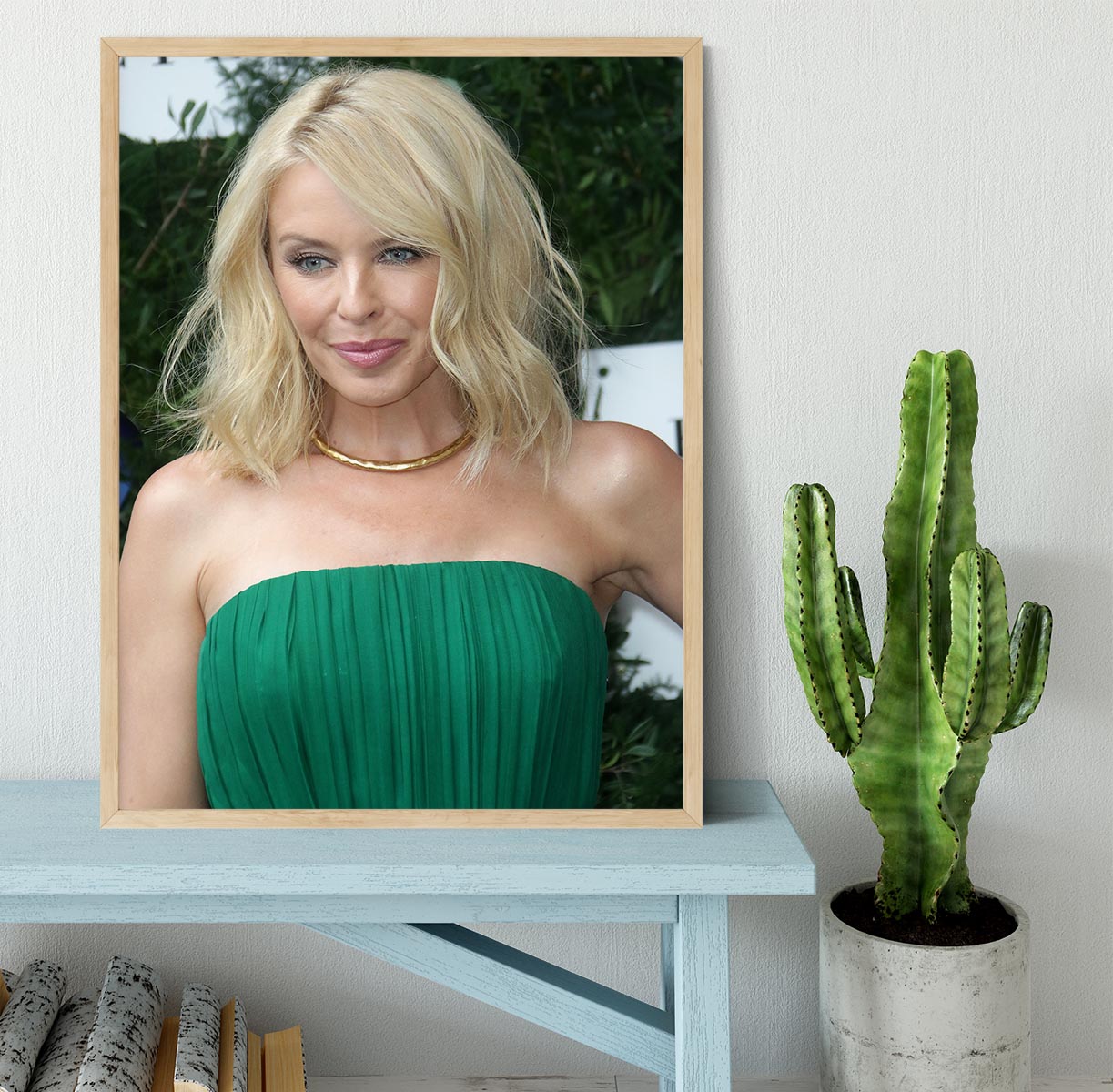 Kylie Minogue in green Framed Print - Canvas Art Rocks - 4