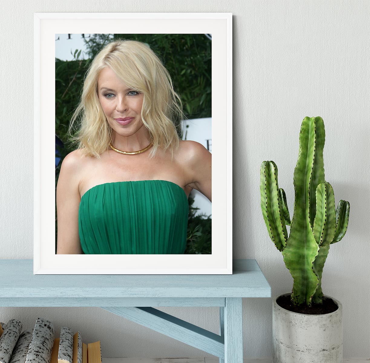 Kylie Minogue in green Framed Print - Canvas Art Rocks - 5