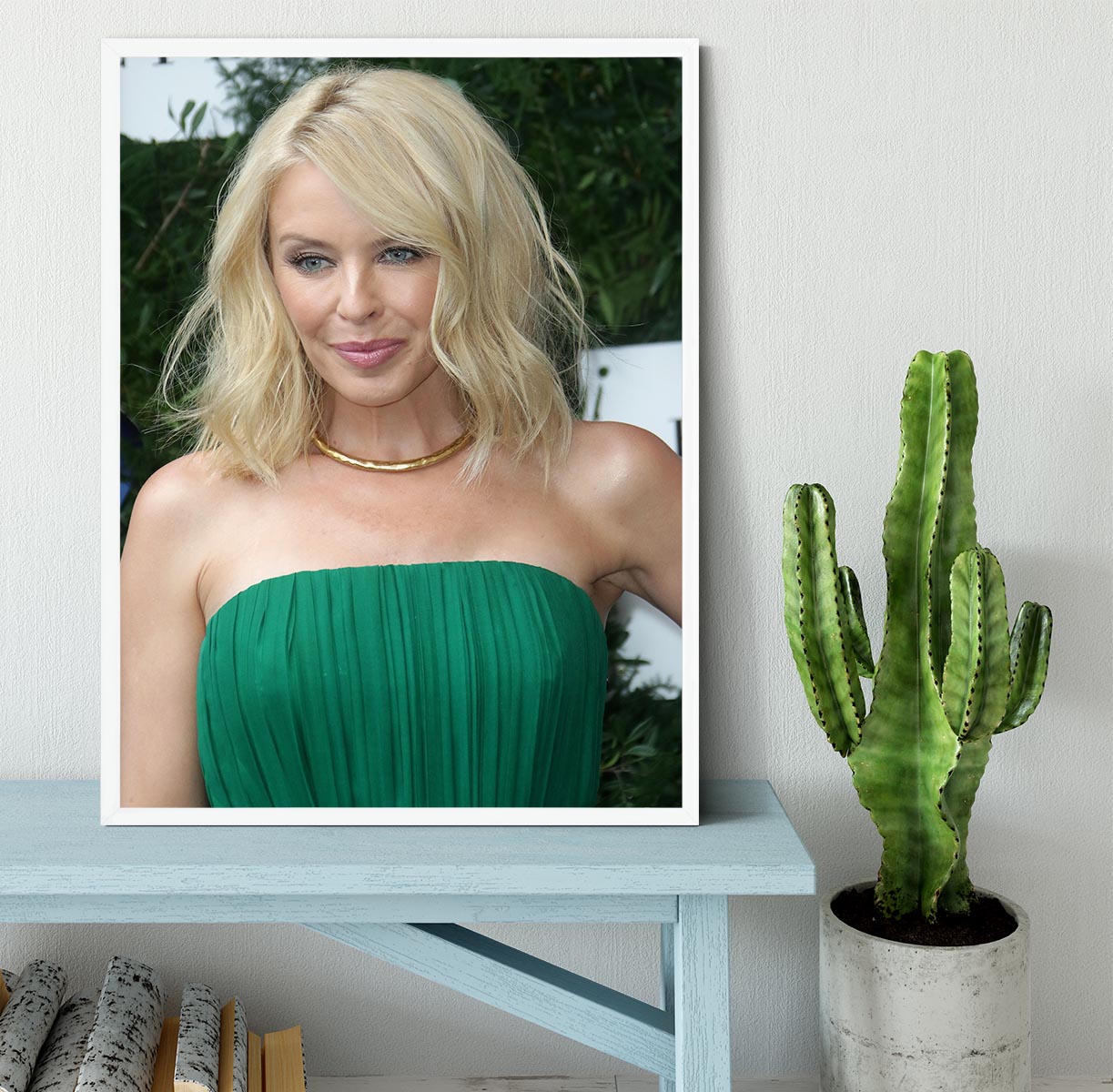 Kylie Minogue in green Framed Print - Canvas Art Rocks -6