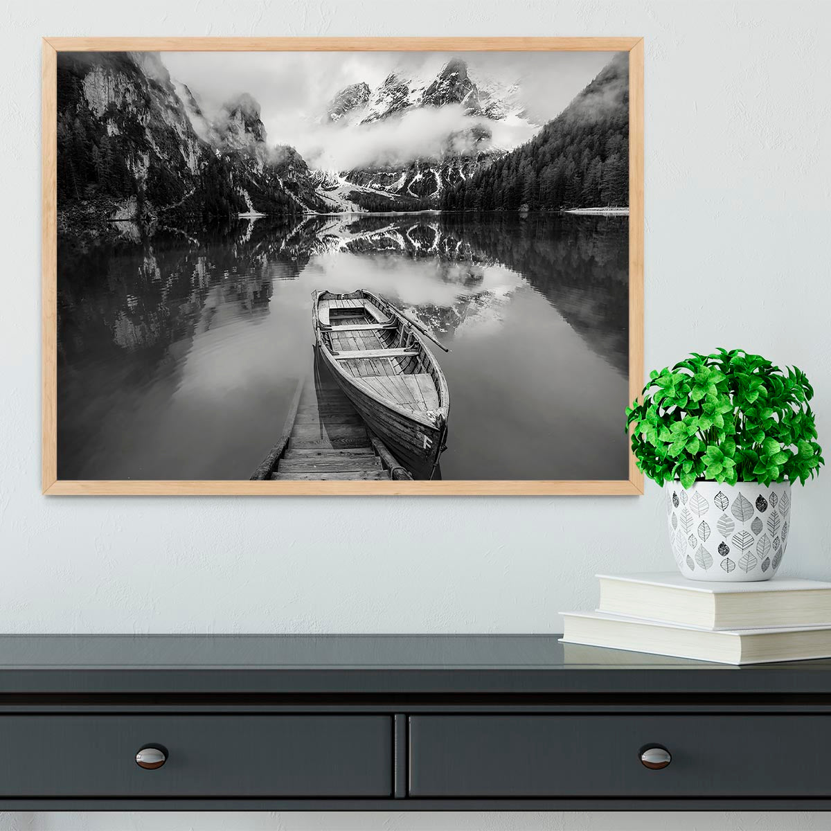 En Blanco Y Negro Framed Print - Canvas Art Rocks - 4