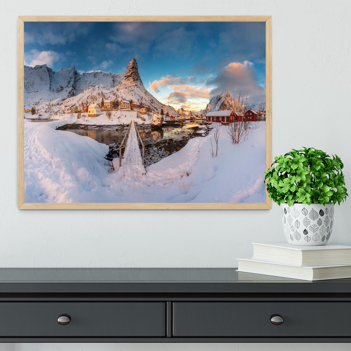 Reine Framed Print - Canvas Art Rocks - 4