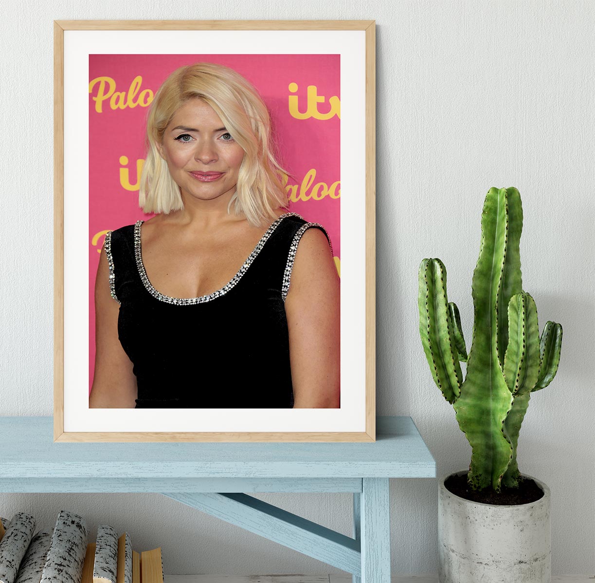 Holly Willoughby Framed Print - Canvas Art Rocks - 3