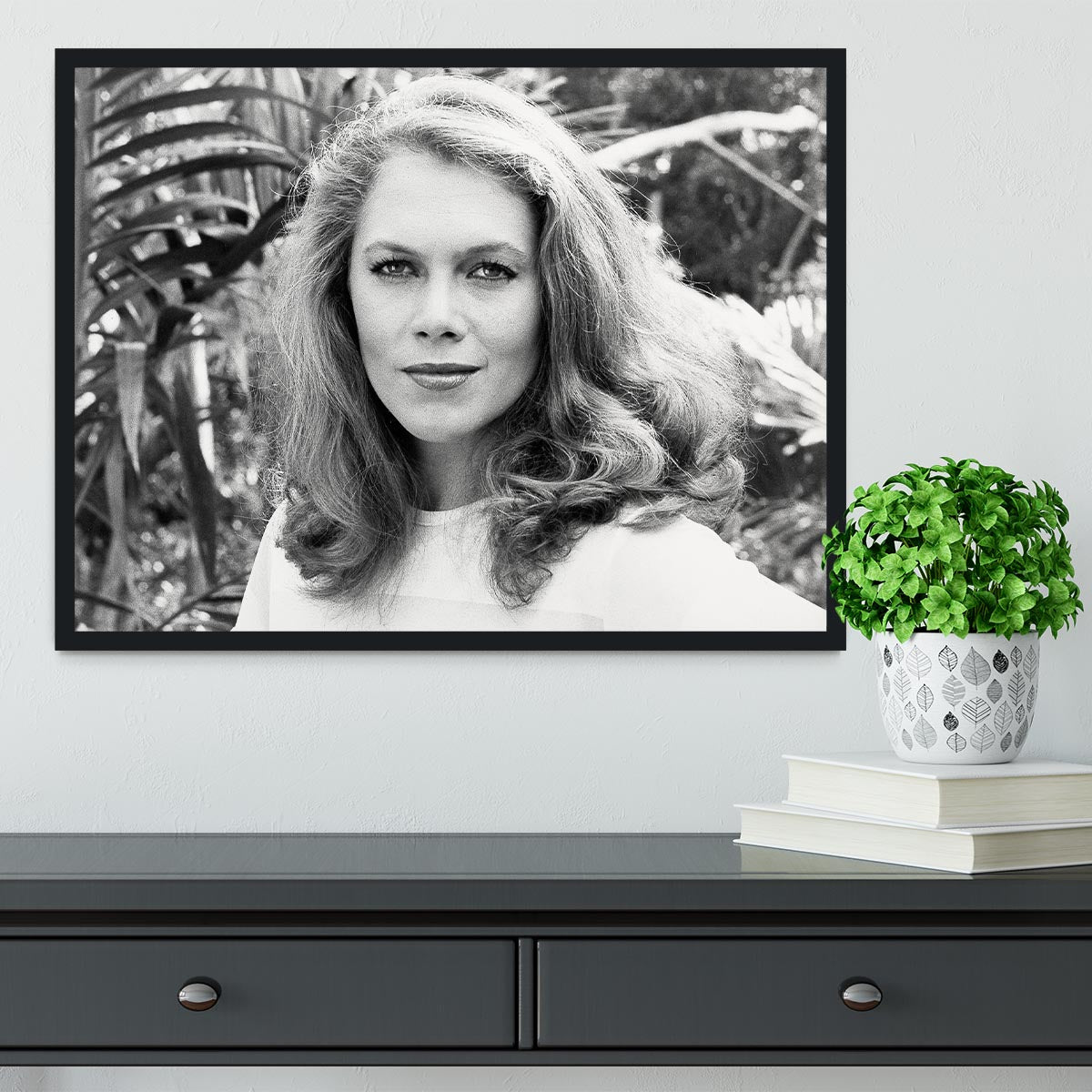 Kathleen Turner Framed Print - Canvas Art Rocks - 2