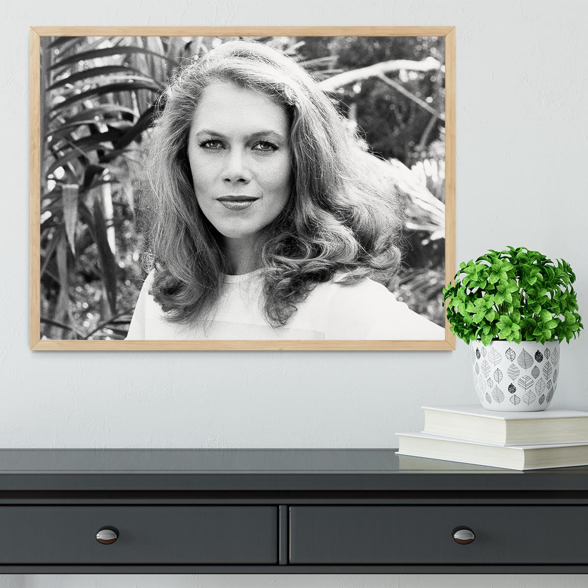 Kathleen Turner Framed Print - Canvas Art Rocks - 4