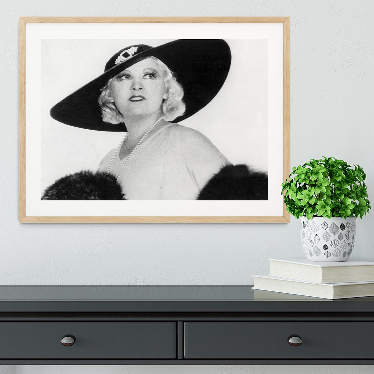 Mae West Framed Print - Canvas Art Rocks - 3